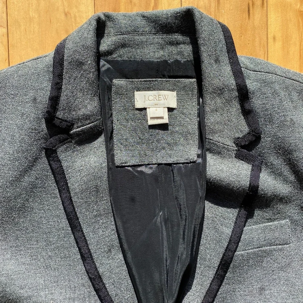 J. Crew Factory Tipped Knit Stretch Two‎ Button Gray Blazer Jacket
